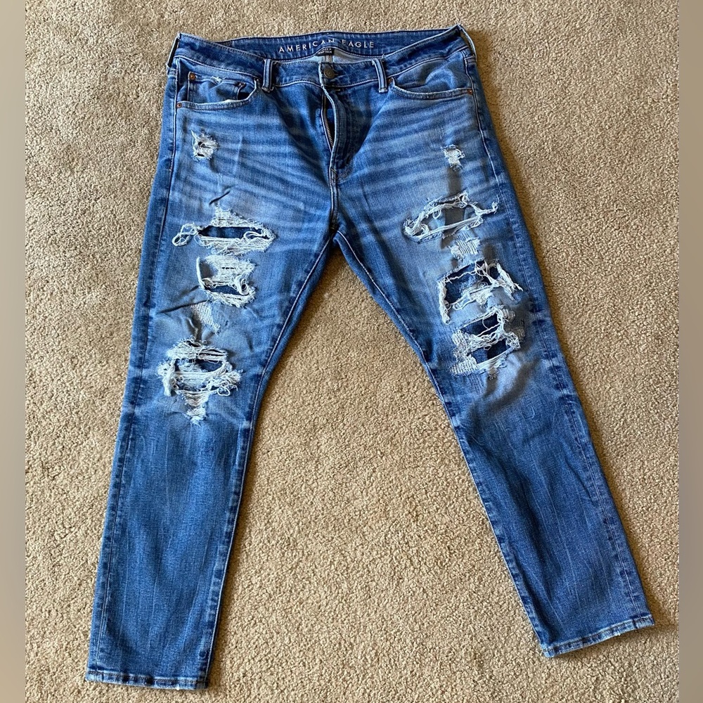 American Eagle Men’s Athletic Skinny 38x30 distressed